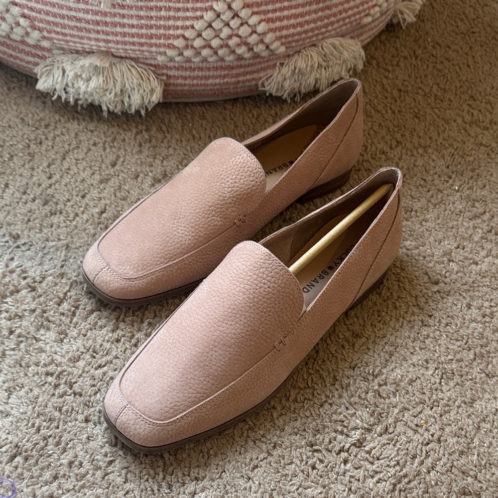 Lucky Brand Women's Tan Loafers